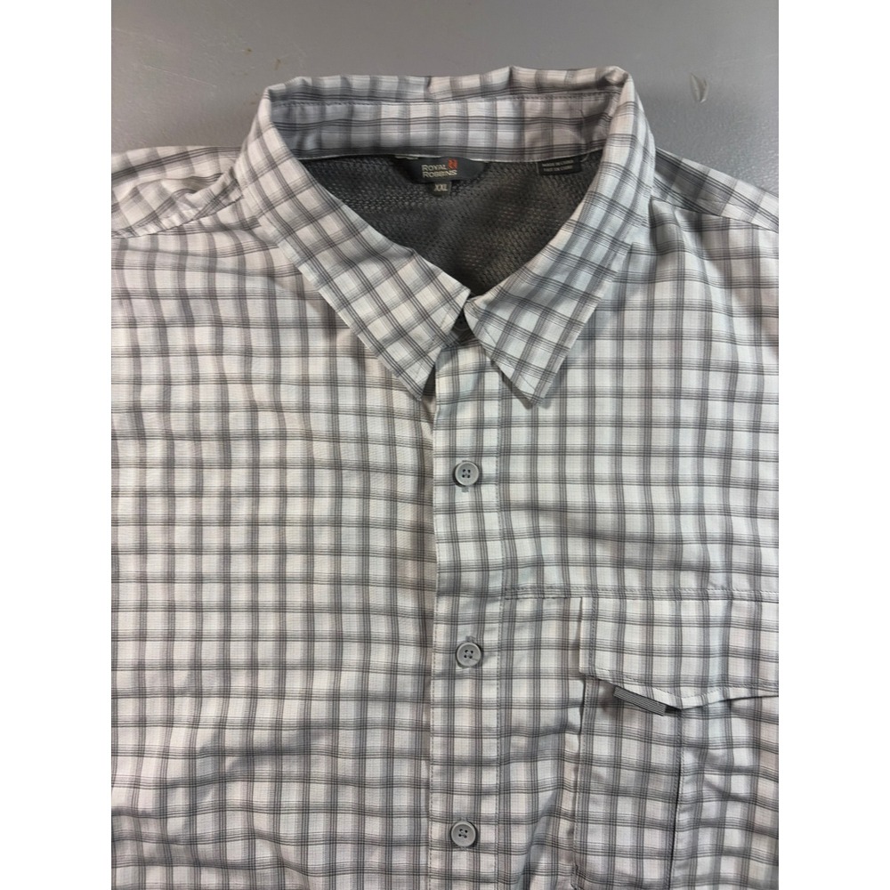 Royal Robbins Shirt Mens XXL Gray White Plaid Short Sleeve Hiking Outdoor Button